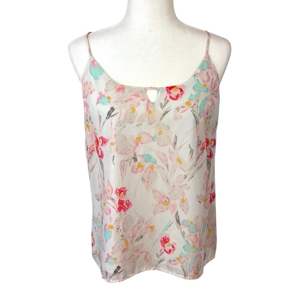 Skies Are Blue White Floral Tank Size M